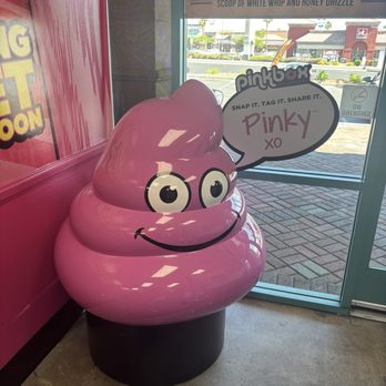 Pinkbox Doughnuts - Pinky - Donuts Near Me - Las Vegas, Nevada Pinkbox Doughnuts - Pinky - Donuts Near Me - Las Vegas, Nevada