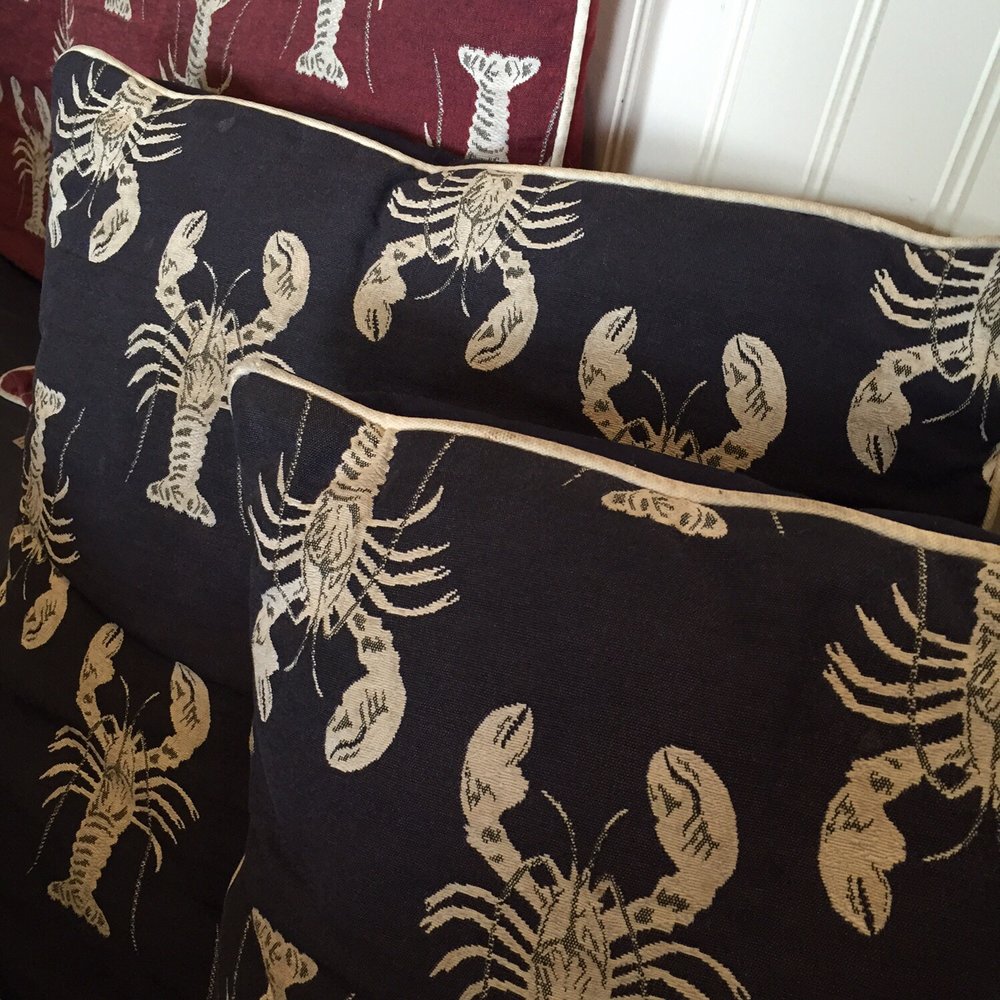 Lobster West - Lobster theme all over even in the pillows! - Seafood Near Me - Encinitas, California Lobster West - Lobster theme all over even in the pillows! - Seafood Near Me - Encinitas, California