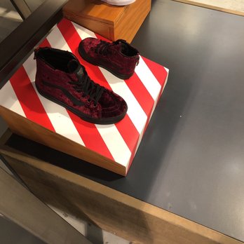Vans - AWESOME!!! Collin is the coolest guy possible. - Shoe Stores Near Me - Gilbert, Arizona