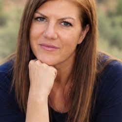 Red Stone Massage - Dhanya is a Sedona-based massage therapist with over 20 years of experience in therapeutic massage and customized bodywork.