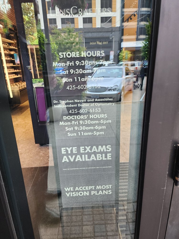 LENSCRAFTERS Updated April 2024 11901 NE Village Plaza, Kirkland