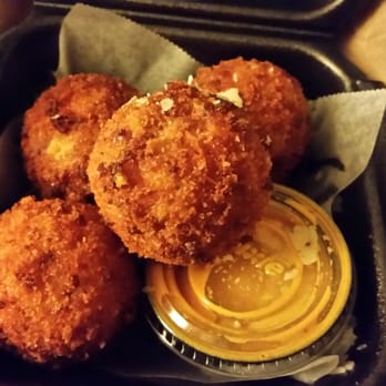 Mix N Mac - Bacon cheddar fried mac balls - Gluten-Free Near Me - Middletown, New York Mix N Mac - Bacon cheddar fried mac balls - Gluten-Free Near Me - Middletown, New York