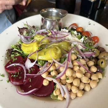 Spotted Dog - Field greens beet salad - American Near Me - Springdale, Utah Spotted Dog - Field greens beet salad - American Near Me - Springdale, Utah