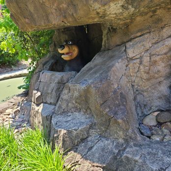 Ripley's Old MacDonald's Farm Mini Golf - Mini Golf Near Me - Sevierville, Tennessee Ripley's Old MacDonald's Farm Mini Golf - Mini Golf Near Me - Sevierville, Tennessee