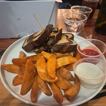 Macallans Public House - Patty's Patty Melt with Seasoned wedge fries - Irish Pub Near Me - Brea, California Macallans Public House - Patty's Patty Melt with Seasoned wedge fries - Irish Pub Near Me - Brea, California