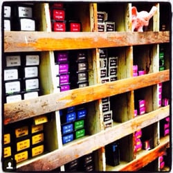 Loo Loo's Hairsalon - We use ammonia free color INOA by L'Oreal Professionnel