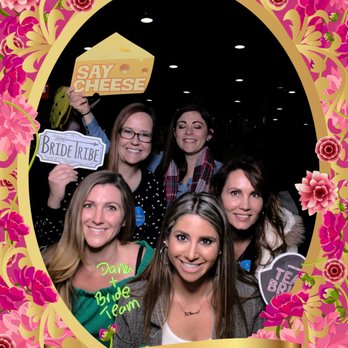 Green Screen photo Booth AZ - The Bride Team - Photo Booth Rentals Near Me Green Screen photo Booth AZ - The Bride Team - Photo Booth Rentals Near Me