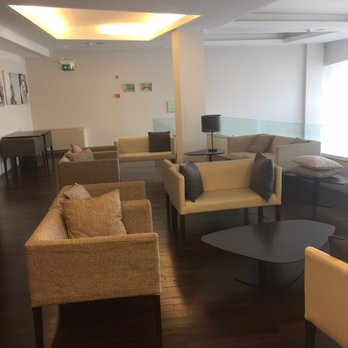 Moov Porto Centro - Hotels Near Me - Porto, 13