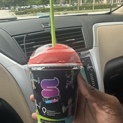 7-Eleven - Small Slurpee Cherry 12oz