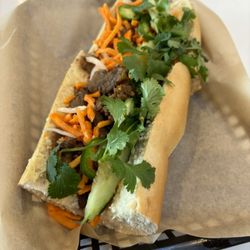 Sip Pho - Grilled pork banh mi