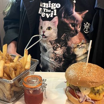 Vaughan's - Burger - Restaurants Near Me Vaughan's - Burger - Restaurants Near Me