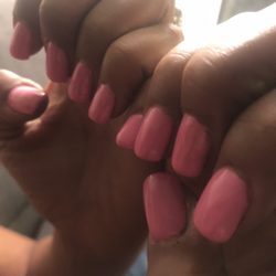 Deluxe Nails - Gel nails refill different sizes no smoothness .