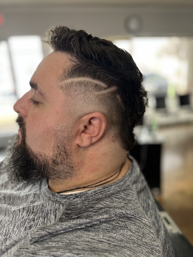 Elevate Barbershop Logo