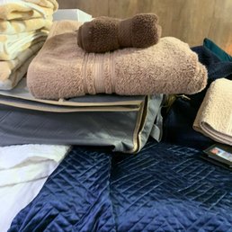 Charisma bath sheet, $3, and random hand towel, $1...both in great condition. Love Goodwill!! Charisma bath sheet, $3, and random hand towel, $1...both in great condition. Love Goodwill!!