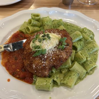 GIA MIA - Elmhurst - Chicken Parm - Italian Near Me - Elmhurst, Illinois