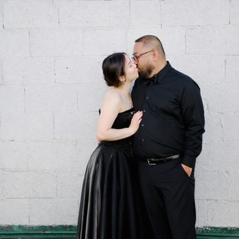 Hartnell Design Studio - Sweet little love birds - Event Photography Near Me - Henderson, Nevada