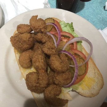Dots Diner - Williams Blvd. - Shrimp po boy - Diners Near Me - Kenner, Louisiana