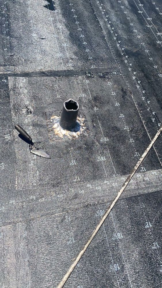 Slide of UnderCover Roofing & Metal