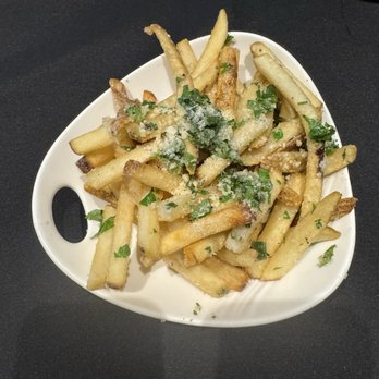 Yard House - Parm truffle fries - New American Near Me - Virginia Beach, Virginia
