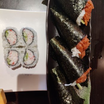 Kiku Sushi - Spicy tuna hand rolls and 4 piece CA roll - Japanese Near Me - Monrovia, California Kiku Sushi - Spicy tuna hand rolls and 4 piece CA roll - Japanese Near Me - Monrovia, California