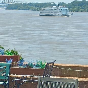 Mahogany River Terrace - View - Salad Near Me - Memphis, Tennessee Mahogany River Terrace - View - Salad Near Me - Memphis, Tennessee