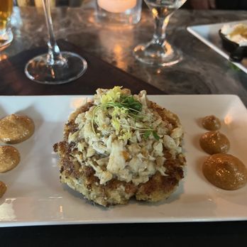 Matthew's Steakhouse - Crabcake - Steakhouses Near Me - Winter Garden, Florida