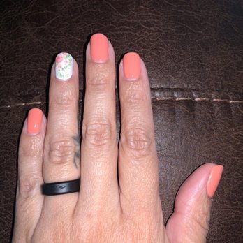 Divine Nails & Spa - Light Coral & Floral Gel Manicure - Nail Salons Near Me - Lathrop, California