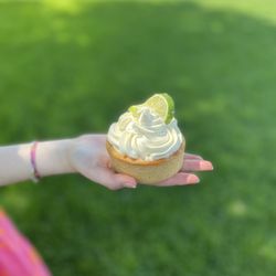 Kyung's Bakery - Key lime Pie