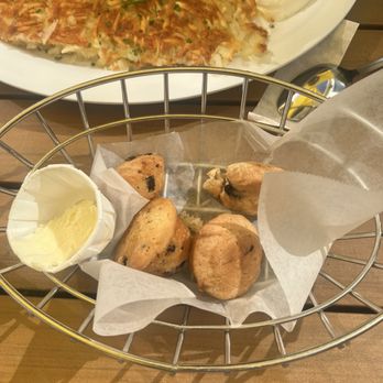 Chad's - Complimentary muffins - Breakfast & Brunch Near Me - Santa Barbara, California Chad's - Complimentary muffins - Breakfast & Brunch Near Me - Santa Barbara, California