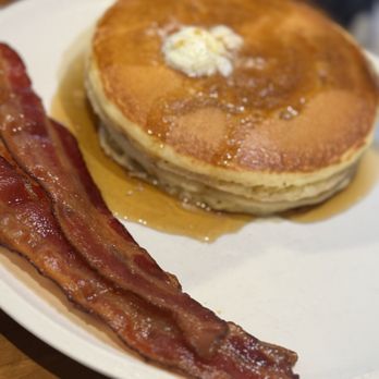 Americana Kitchen & Bar - Fresh Buttermilk Pancake - Bars Near Me - East Windsor, New Jersey Americana Kitchen & Bar - Fresh Buttermilk Pancake - Bars Near Me - East Windsor, New Jersey