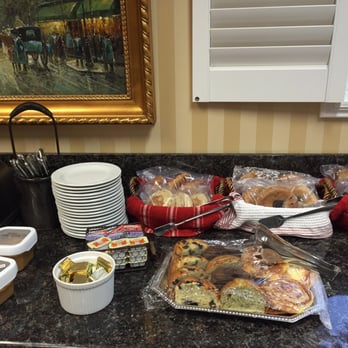 Grass Valley Courtyard Suites - Breakfast - Hotels Near Me - Grass Valley, California Grass Valley Courtyard Suites - Breakfast - Hotels Near Me - Grass Valley, California