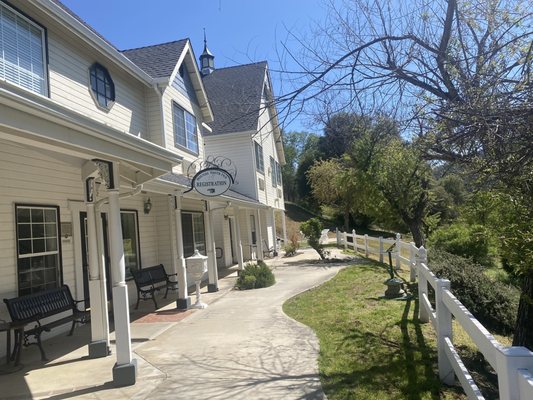 Hounds Tooth Inn by null