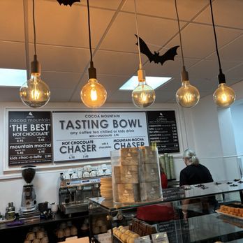 Cocoa Mountain - Menu - Chocolatiers & Shops Near Me - Dornoch