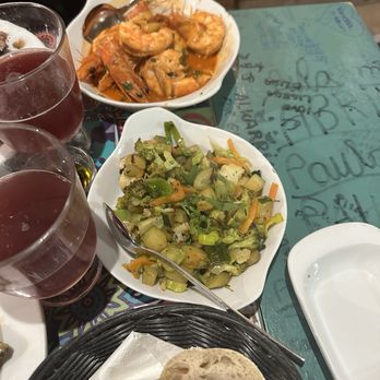 Lisboa Tu & Eu - Shrimp "a' casa"-Camarão A Casa   Sautéed veggie - Portuguese Near Me - Lisbon, 11