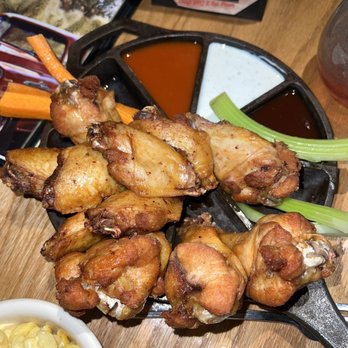 Bobby Q - Mesa - Wings (smoked) Appetizer - New American Near Me - Mesa, Arizona Bobby Q - Mesa - Wings (smoked) Appetizer - New American Near Me - Mesa, Arizona