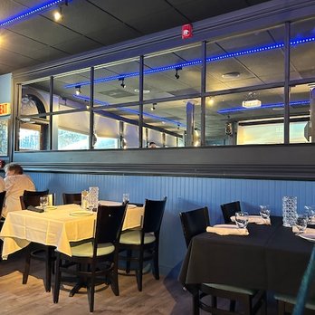 Blue Salt Restaurant - dining area - Seafood Near Me - West Newton, Massachusetts