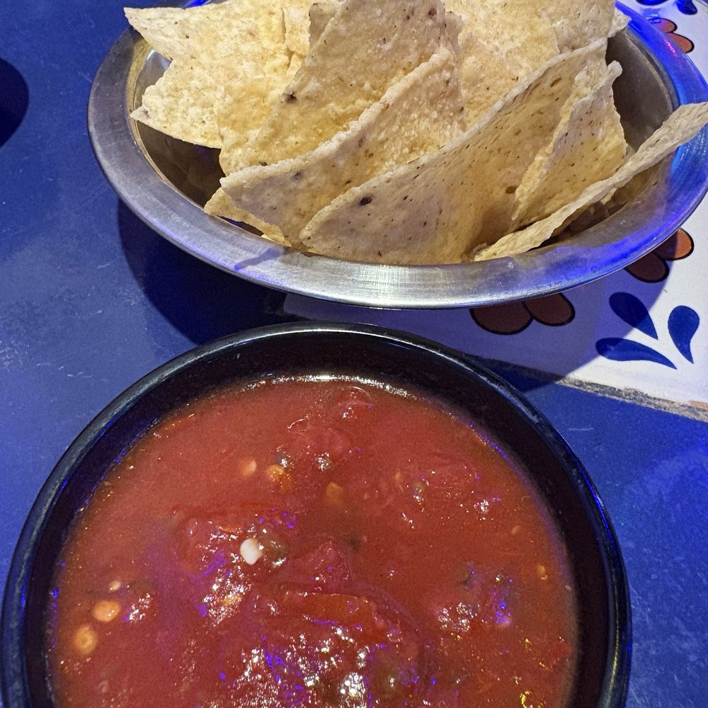 Chips and salsa Chips and salsa