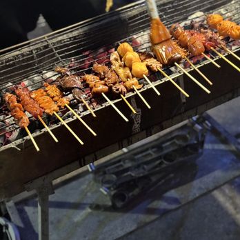 Eskinita - Lathering on that bbq sauce - Filipino Near Me - San Diego, California
