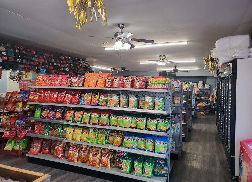 LOS PINOS MEXICAN GROCERY Updated September 2024 11 Photos 9422