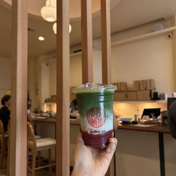 Taz Matcha - Strawberry matcha - Coffee & Tea Near Me - Seattle, Washington Taz Matcha - Strawberry matcha - Coffee & Tea Near Me - Seattle, Washington
