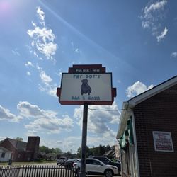 Fat Boys Bar and Grill - Sign outside
