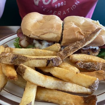 Frank's Cafe - Bacon chicken sandwich. So good! - Breakfast & Brunch Near Me - Mokelumne Hill, California Frank's Cafe - Bacon chicken sandwich. So good! - Breakfast & Brunch Near Me - Mokelumne Hill, California