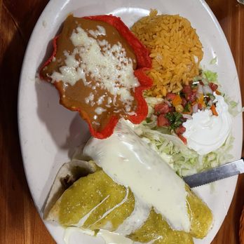 Monte Alban Mexican Grill - Burritos de Puerco - Mexican Near Me - Penfield, New York