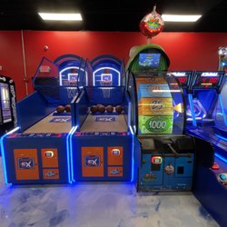 Lanes N Games
