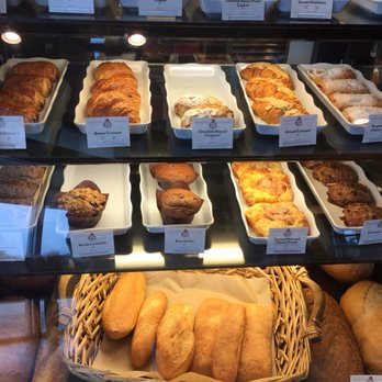 la Madeleine - Pastry case - Bakeries Near Me - Austin, Texas la Madeleine - Pastry case - Bakeries Near Me - Austin, Texas