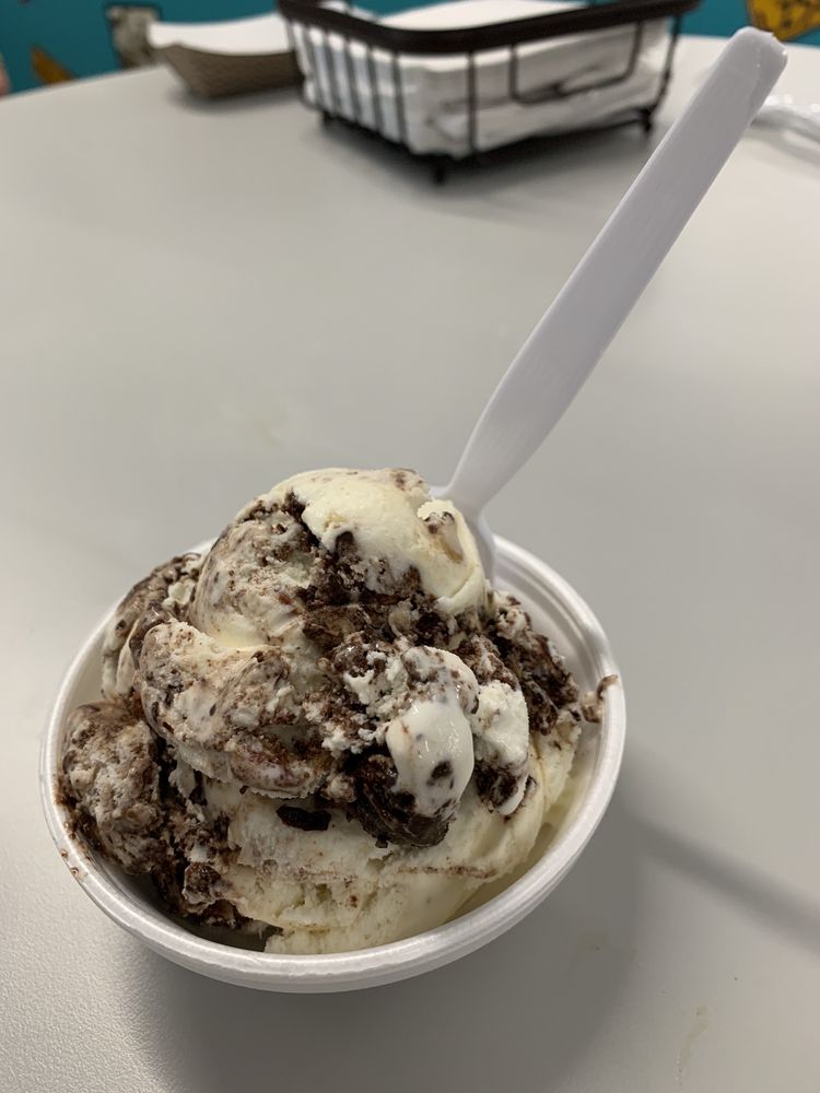 SCOUPE DEVILLE ICE CREAM PARLOR TEMP. CLOSED 11 Reviews 460 N