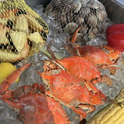 Frankie's Raw Bar - Crabs