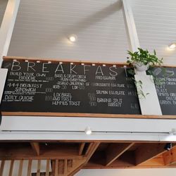 Lakeshore Cafe