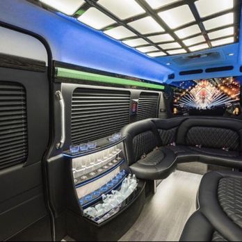 MLimoNYC - Limos Near Me
