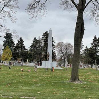 ST ADALBERT CEMETERY & MAUSOLEUMS - Updated January 2026 - 46 Photos ...